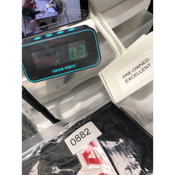 Bauer Team Canada Hockey Jersey Mens XL Black V-Neck Long Sleeve Graphic - Picture 7 of 7